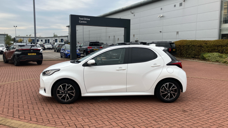 Toyota Yaris 1.5 Hybrid Design 5dr CVT Hybrid Hatchback